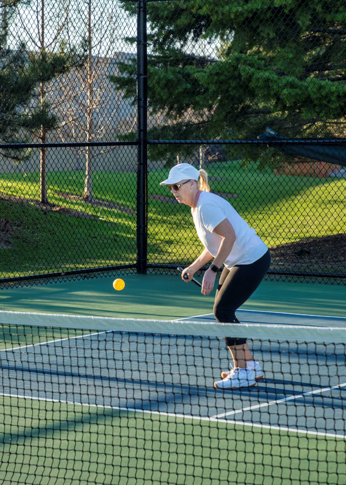 Pickleball vs Badminton: What Makes Each Game Unique?