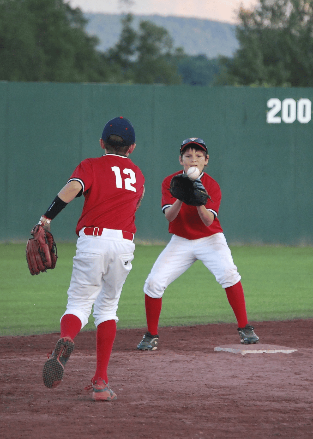 Best youth baseball glove
