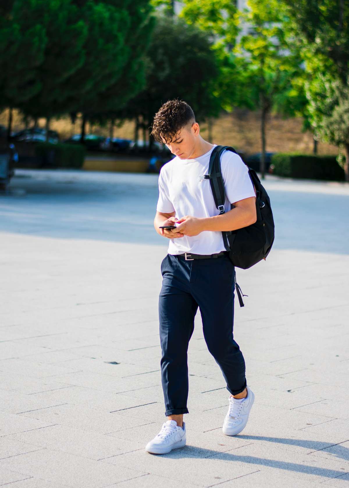 Can you wear volleyball shoes for walking