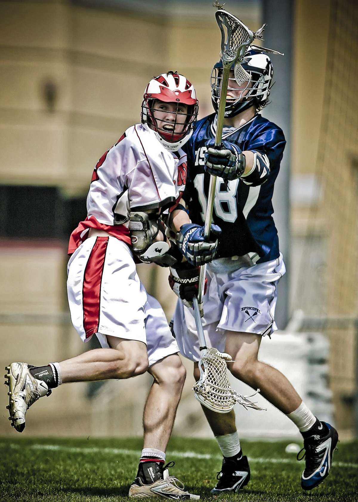 Lacrosse players competing